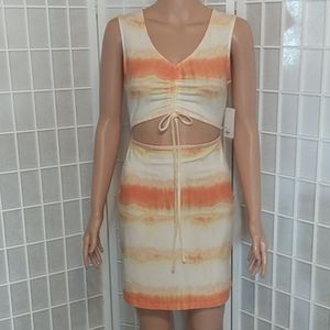 *SO‎ Tie-Dye Bodycon Mini Dress – Orange/Yellow – V-Neck – M – NWT